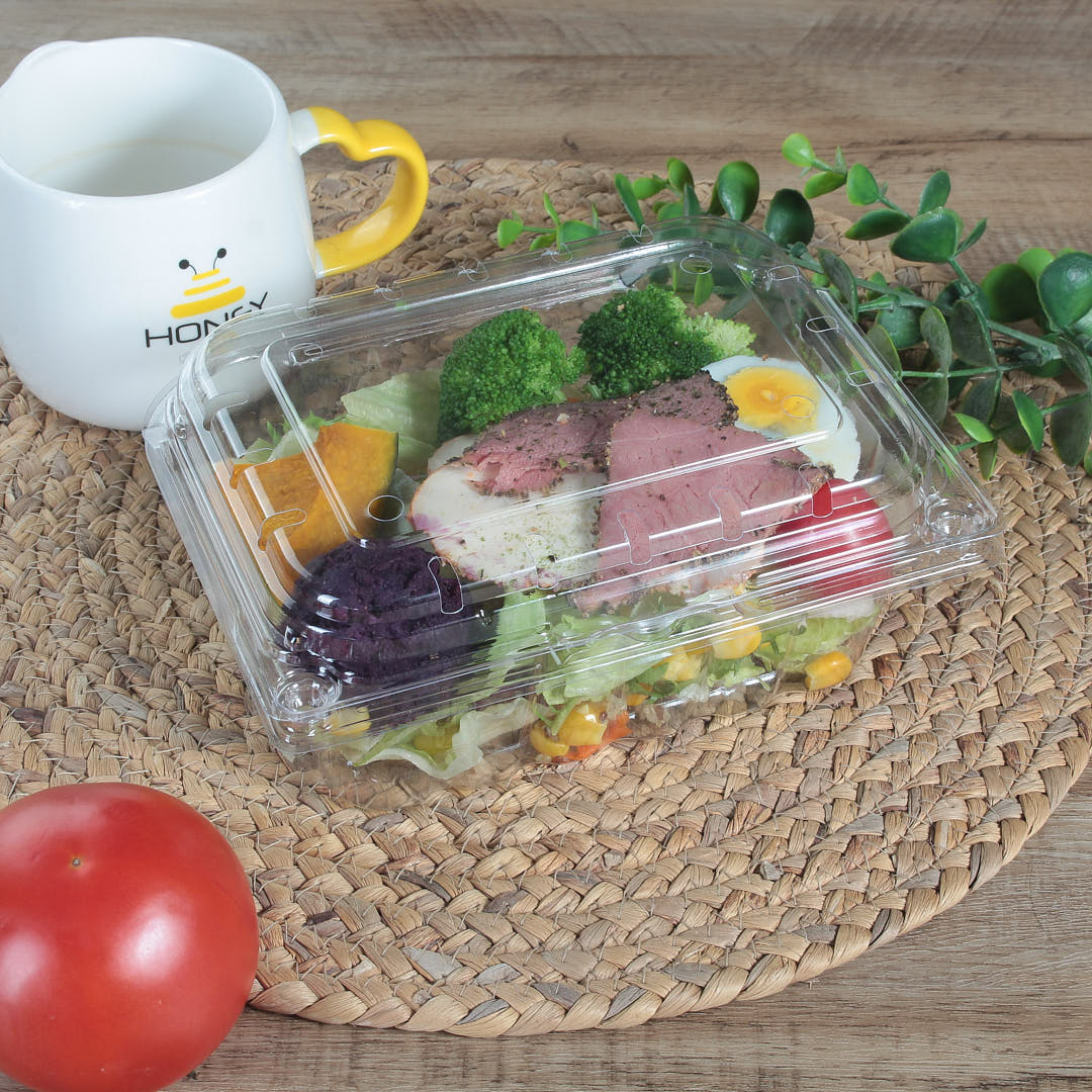 16 oz Disposable Clamshell Food Containers with salad in it| WL-CM002