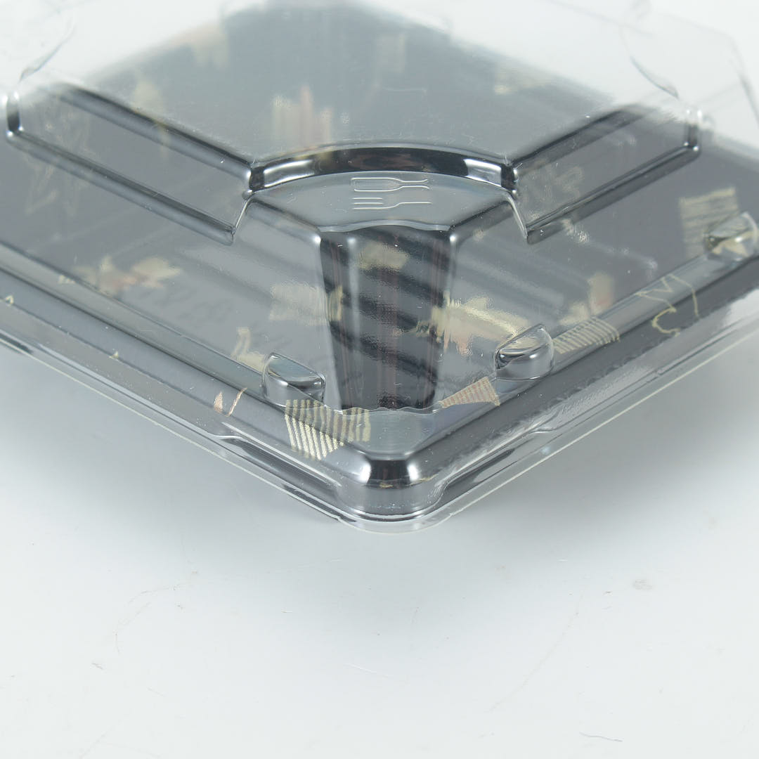 details of cornor of WL-0.6 small square sushi box